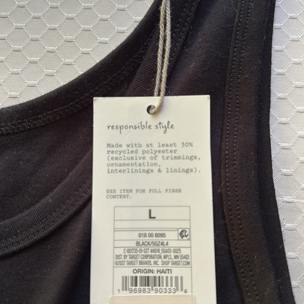 A New Day Fitted Black Tank Top - Picture 6 of 6